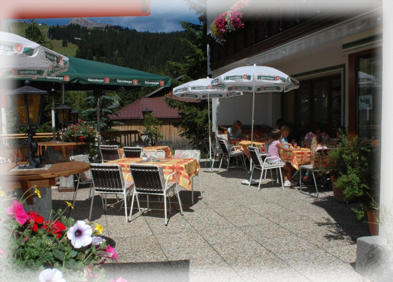 Pension Cafe Fritz Лех ам Алберг Екстериор снимка
